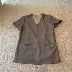 Figs Woman’s Catarina One-Pocket Scrub Top Size XS Color Gray PO#: 1805
